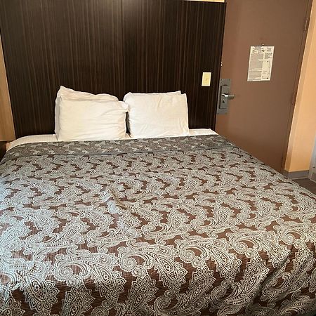University Manor Inn Buffalo Esterno foto