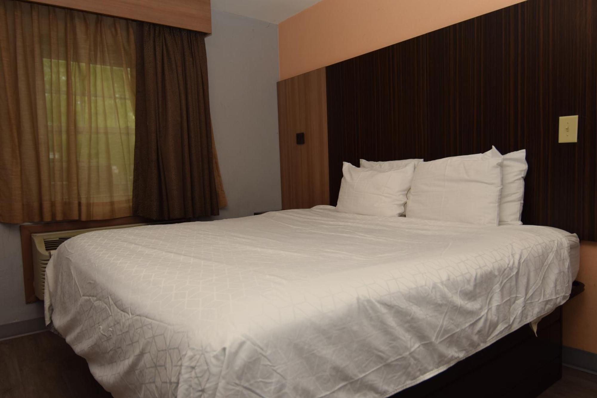 University Manor Inn Buffalo Esterno foto