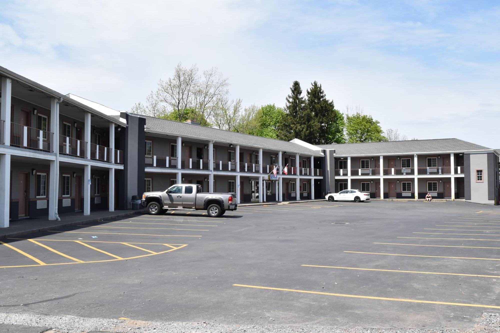 University Manor Inn Buffalo Esterno foto